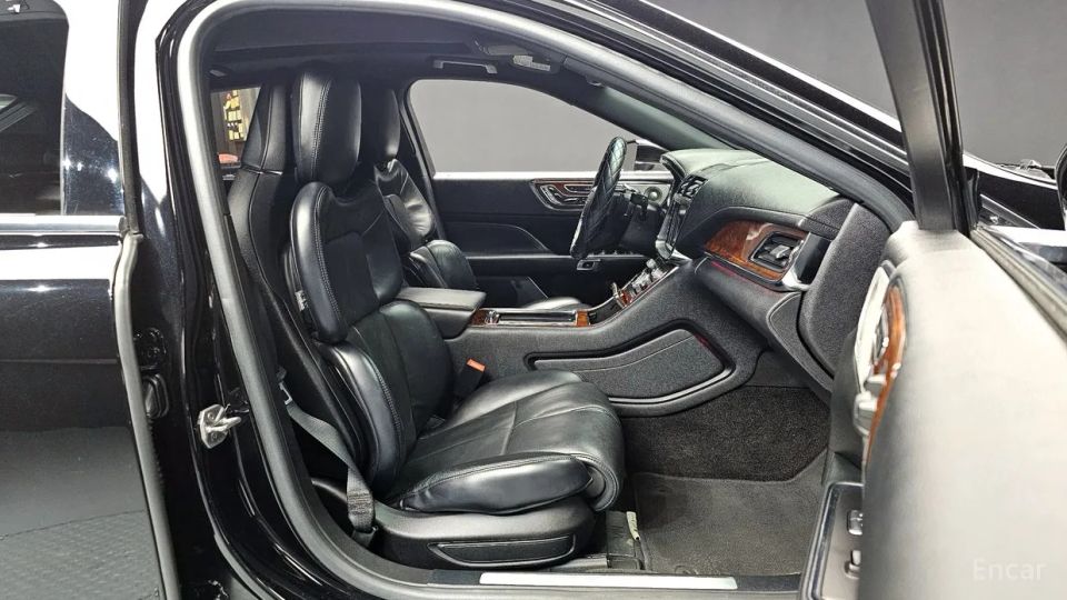 Lincoln Continental