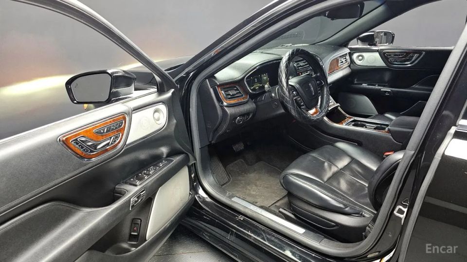 Lincoln Continental