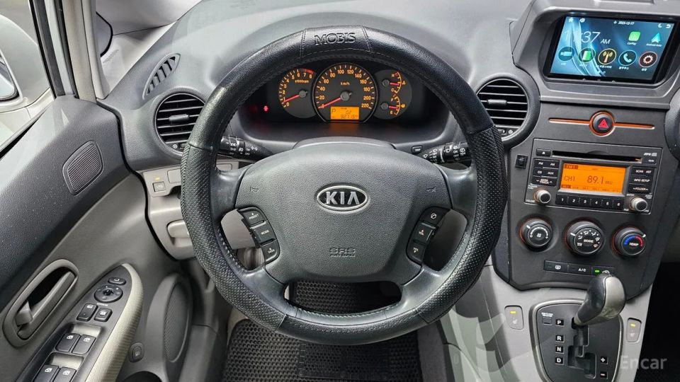 Kia Carens