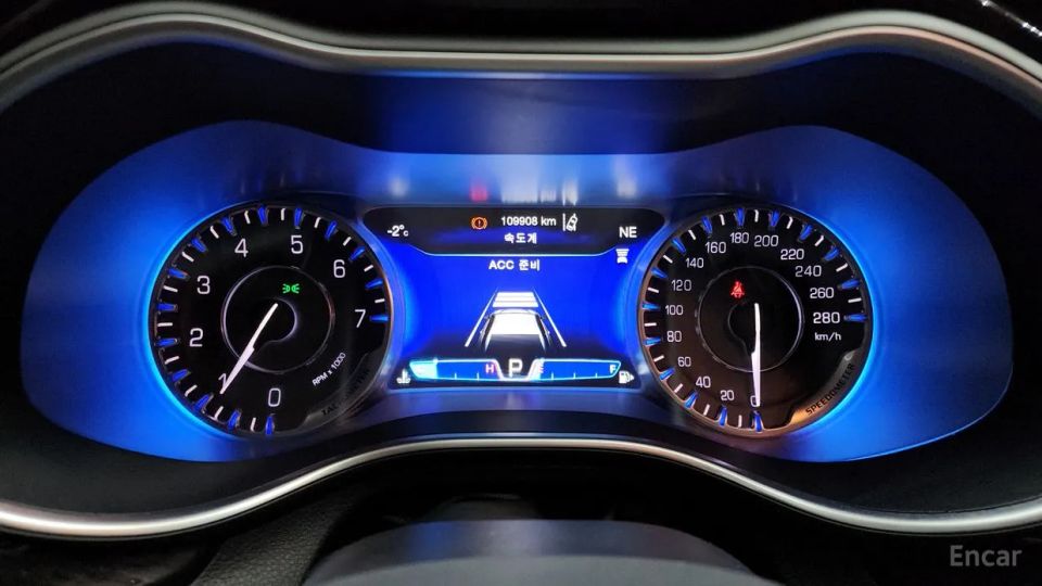 Chrysler 200