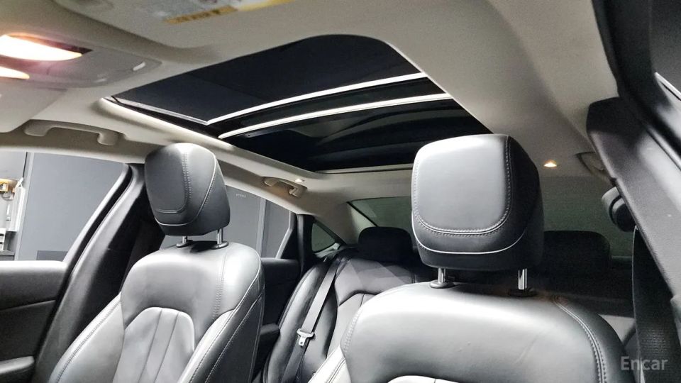 Chrysler 200