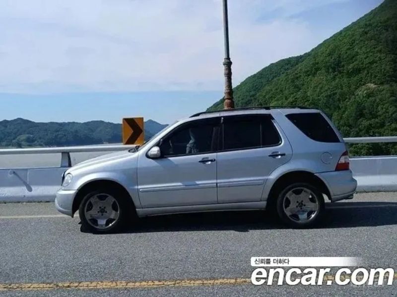 Mercedes-Benz M-class