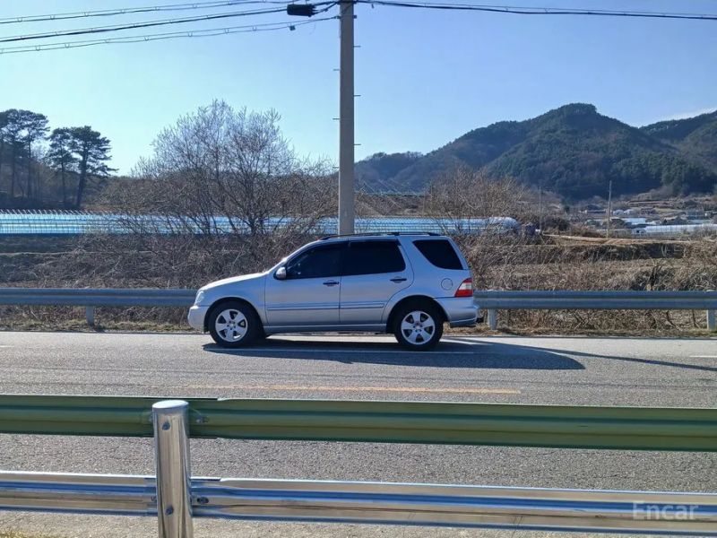Mercedes-Benz M-class