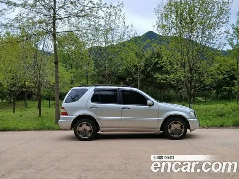 Mercedes-Benz M-class