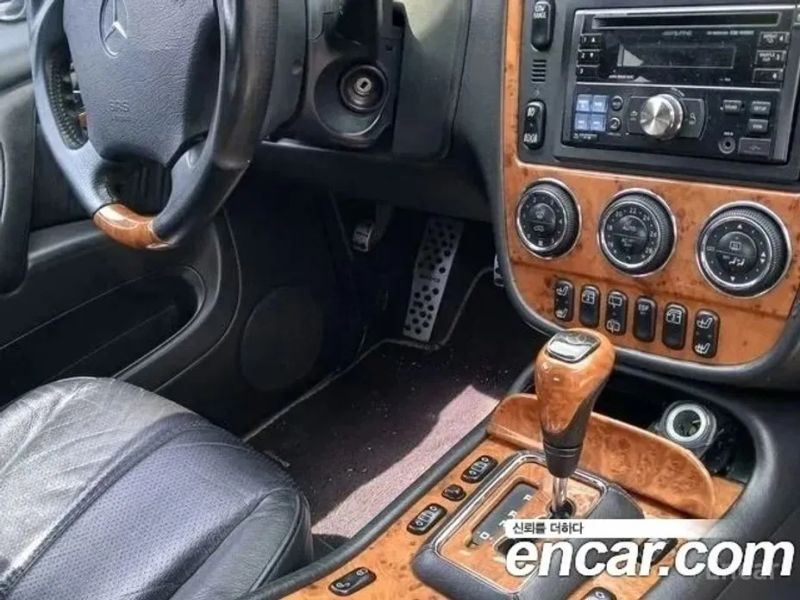 Mercedes-Benz M-class