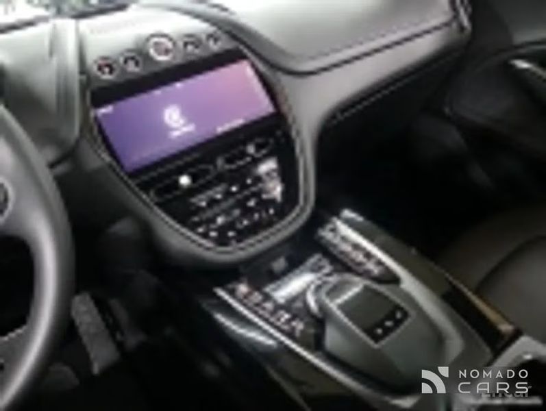 Astonmartin DBX
