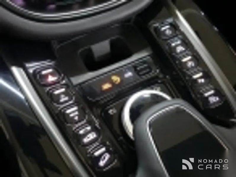 Astonmartin DBX