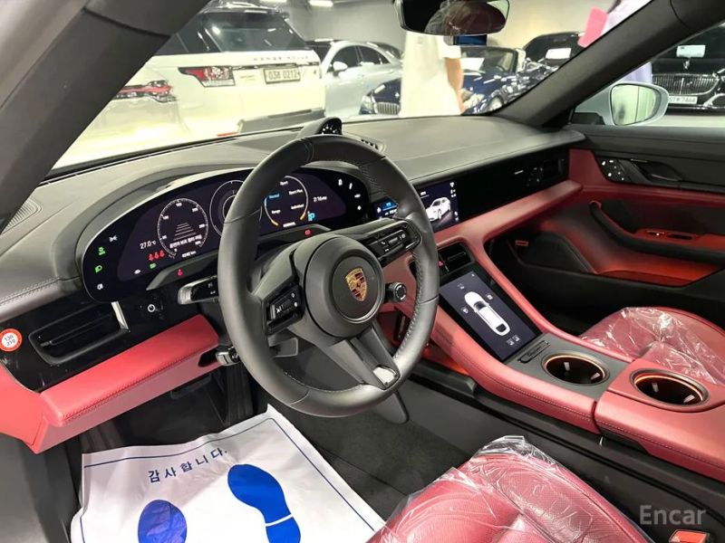 Porsche Taycan