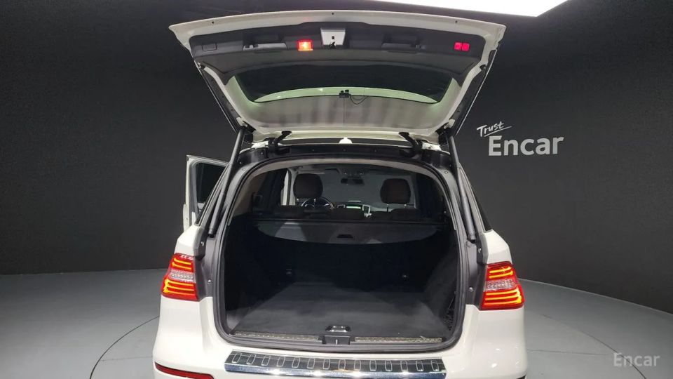 Mercedes-Benz M-class