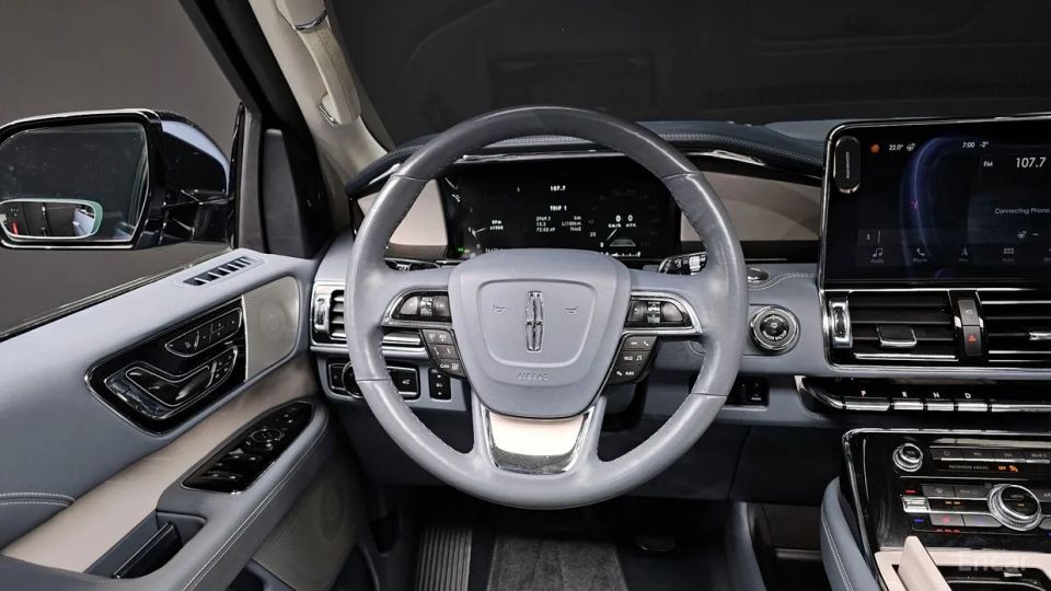 Lincoln Navigator