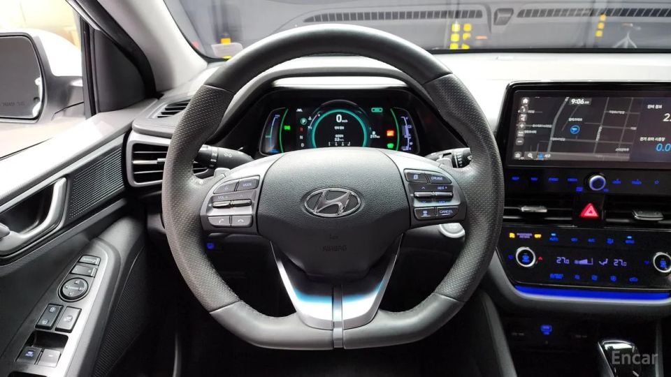 Hyundai Ioniq