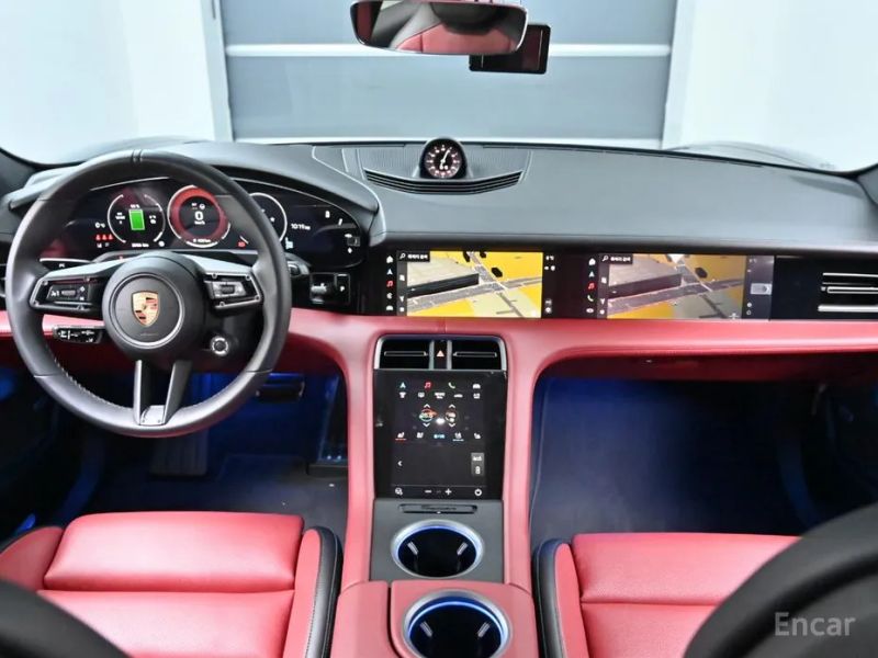 Porsche Taycan