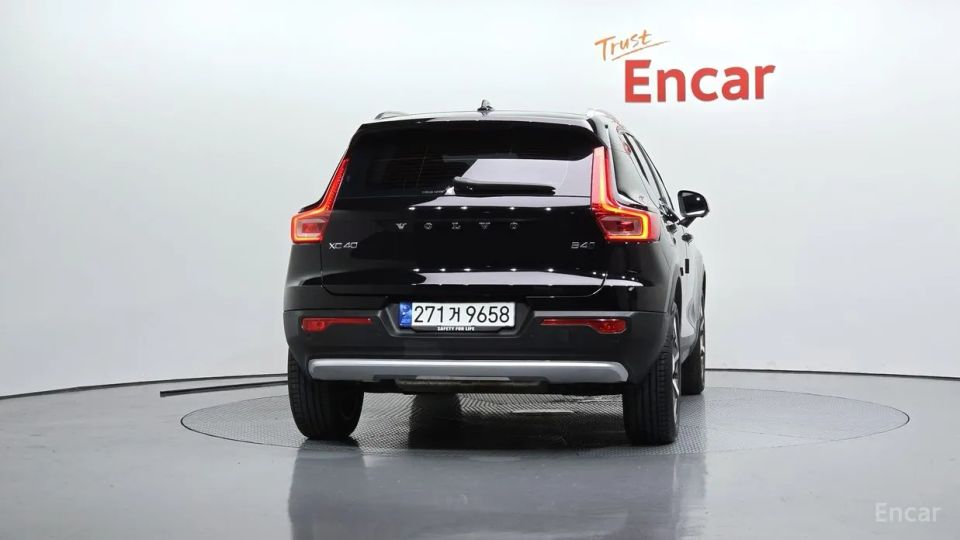 Volvo XC40