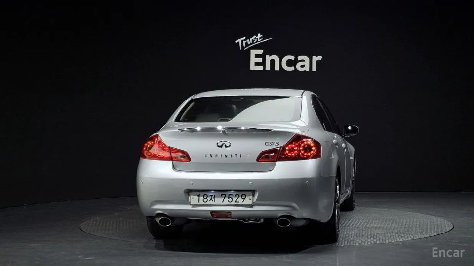Infiniti G