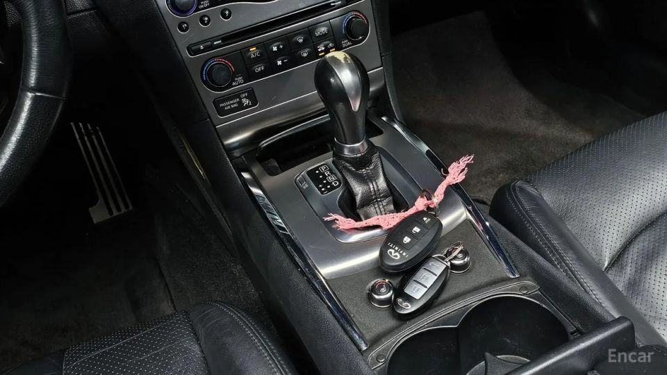 Infiniti G