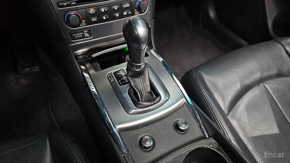 Infiniti G