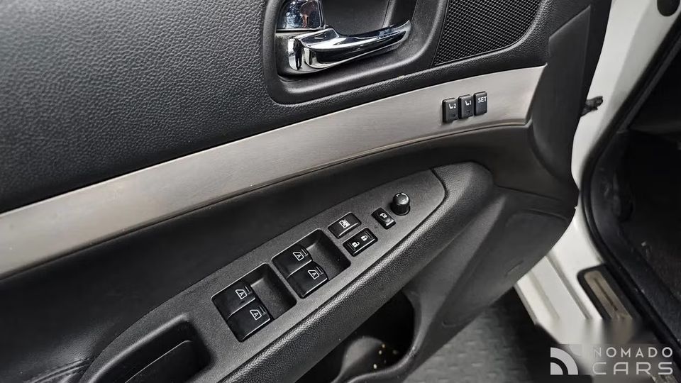 Infiniti G
