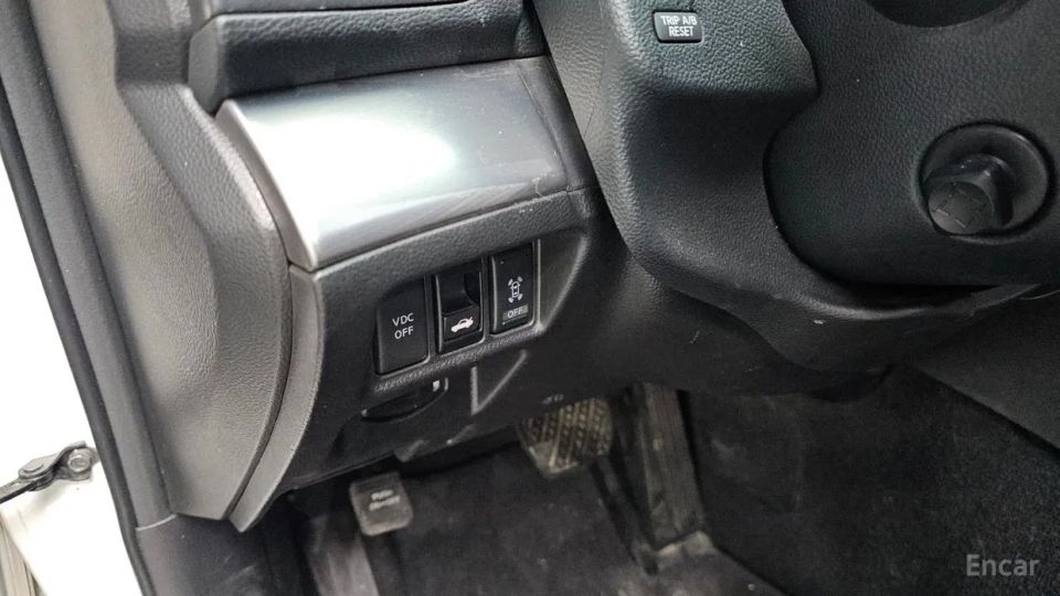 Infiniti G