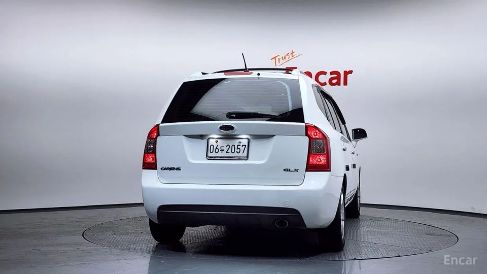 Kia Carens