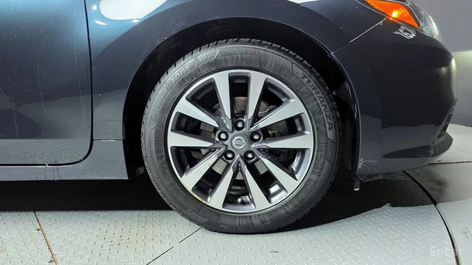 Nissan altima