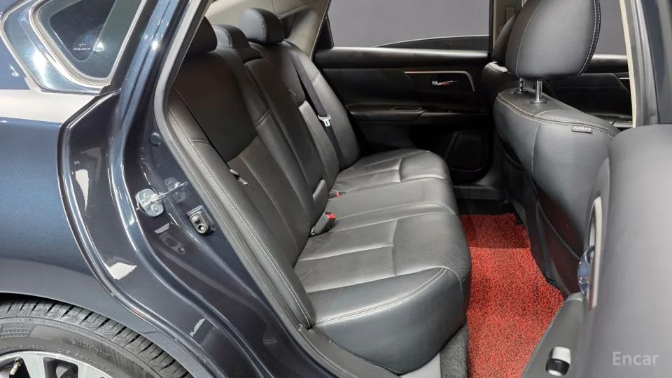 Nissan altima