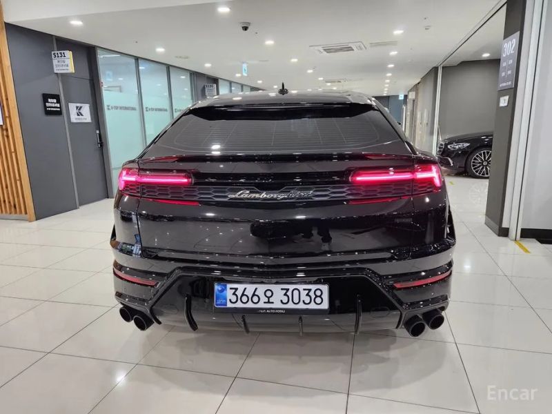 Lamborghini urus