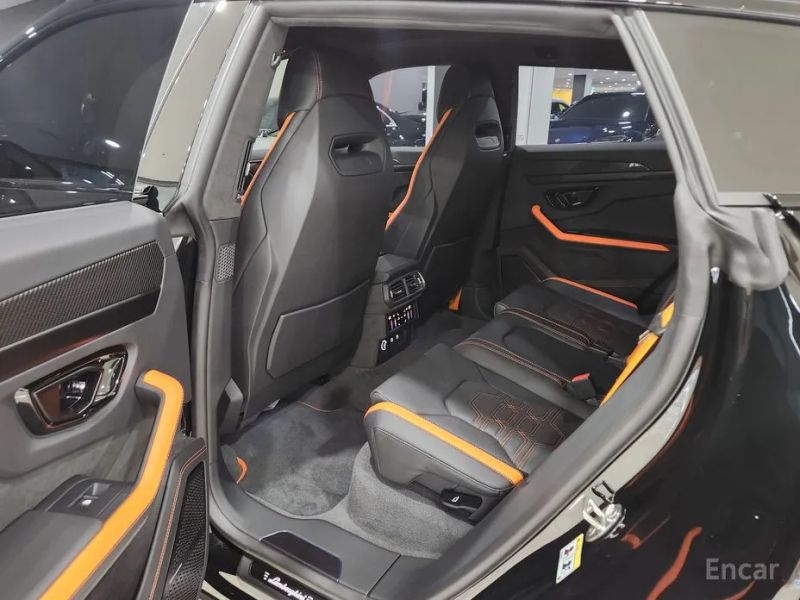 Lamborghini urus