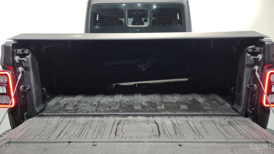 Jeep gladiator
