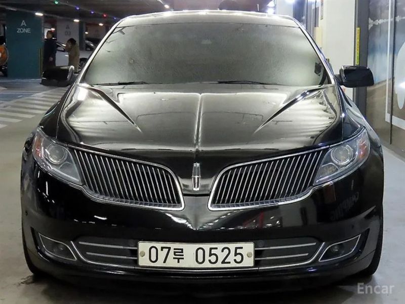 Lincoln MKS