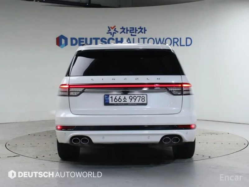 Lincoln Aviator