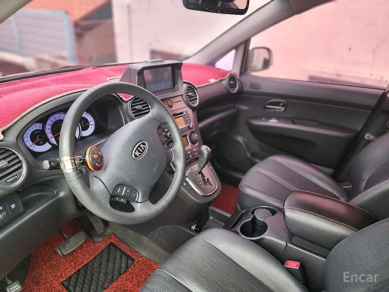 Kia Carens