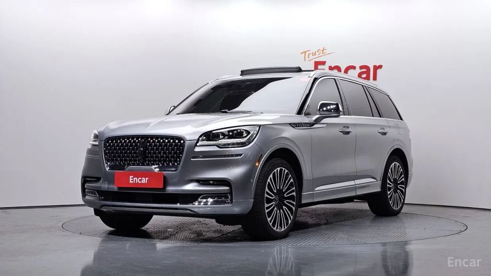 Lincoln Aviator