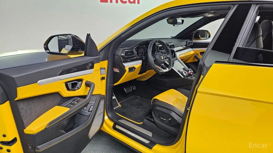 Lamborghini urus