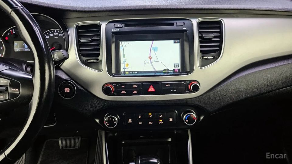 Kia Carens