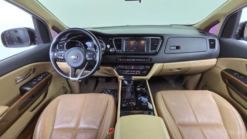Kia Canival