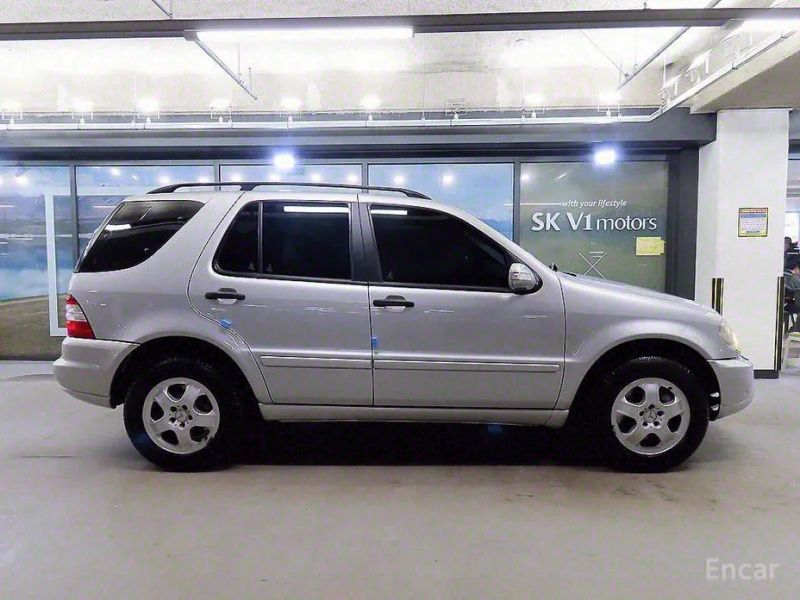 Mercedes-Benz M-class