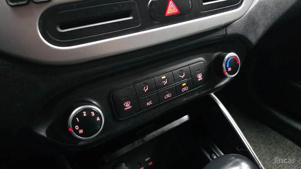 Kia Carens