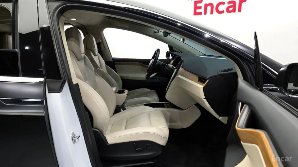 Tesla model-x