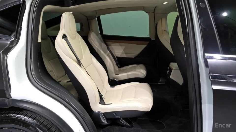 Tesla model-x