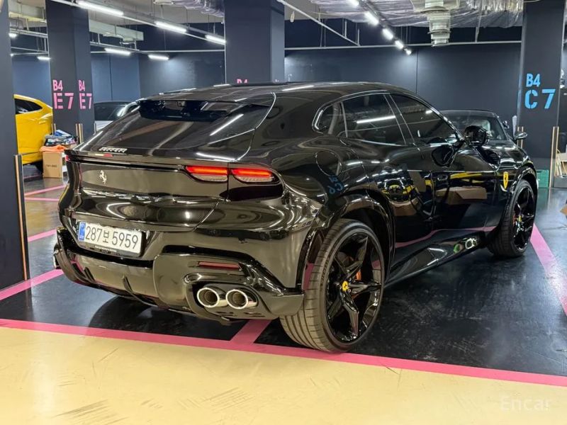 Ferrari Purosangue