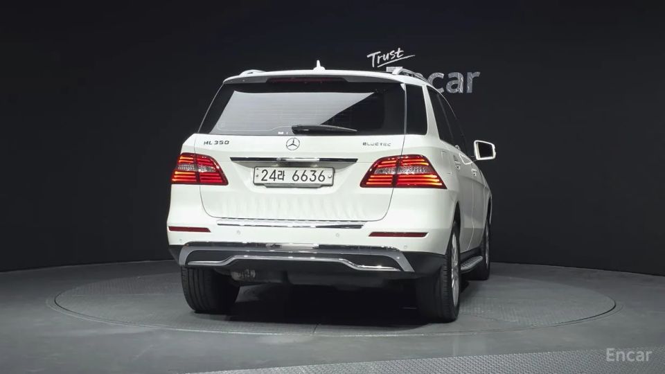 Mercedes-Benz M-class