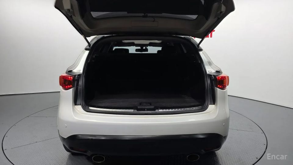 Infiniti FX