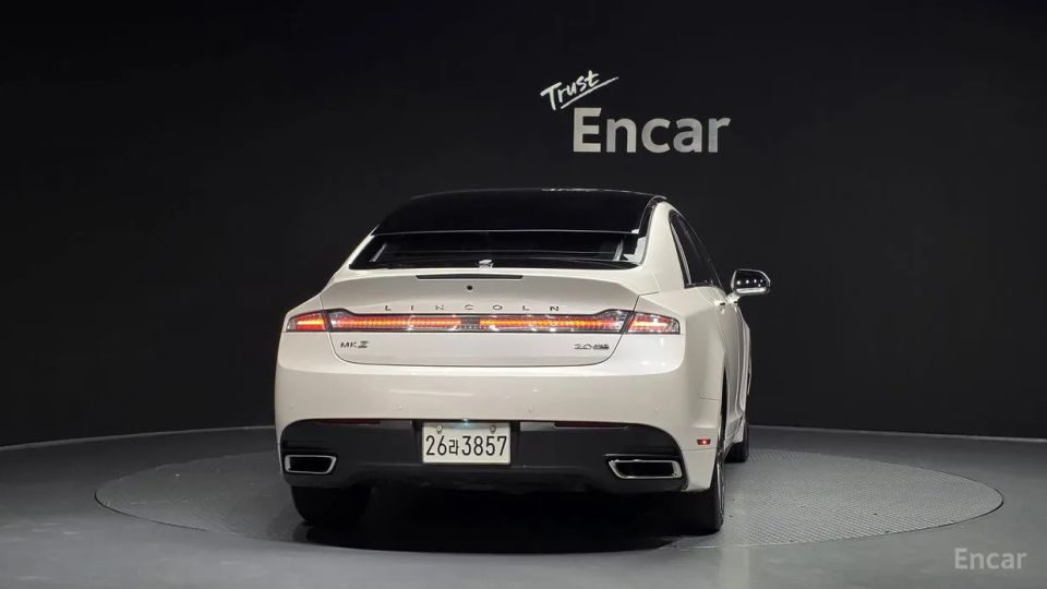 Lincoln MKZ