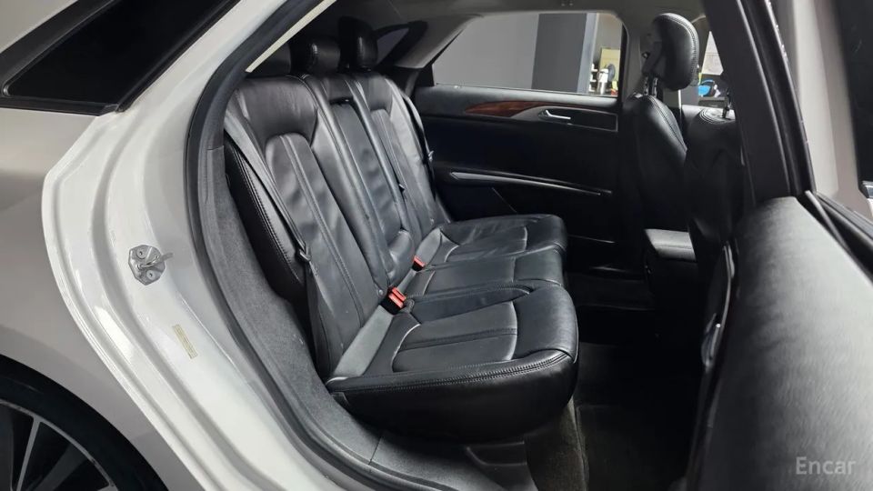 Lincoln MKZ