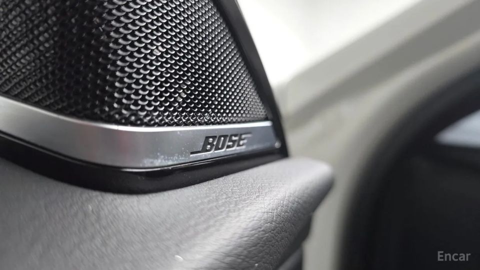 Infiniti Q30