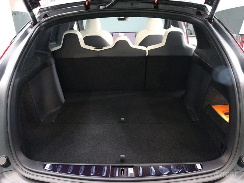 Tesla model-x