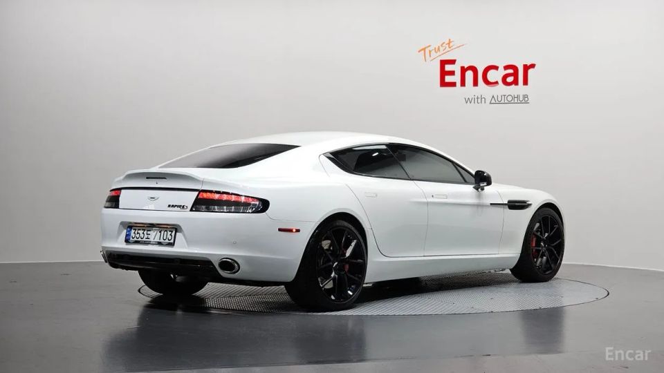 Astonmartin Rapide