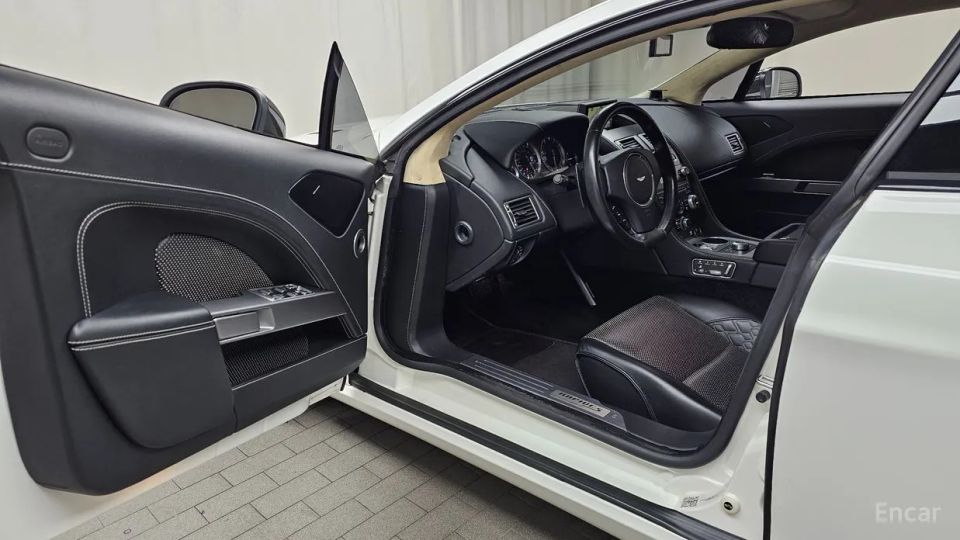 Astonmartin Rapide