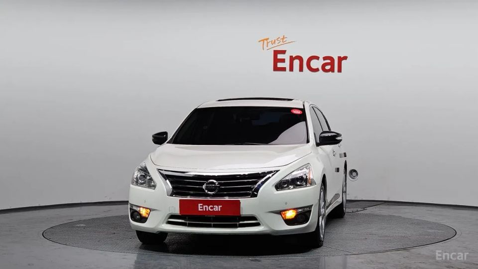 Nissan altima