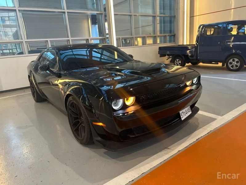 Dodge challenger